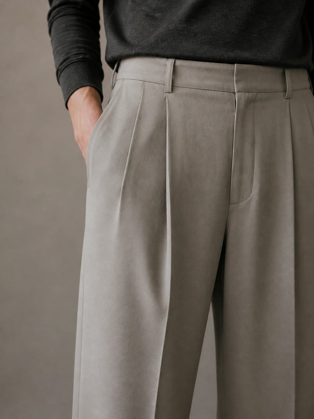 P14 Fluid Pleat Pant — Pleat, Waist and Fabric Detail