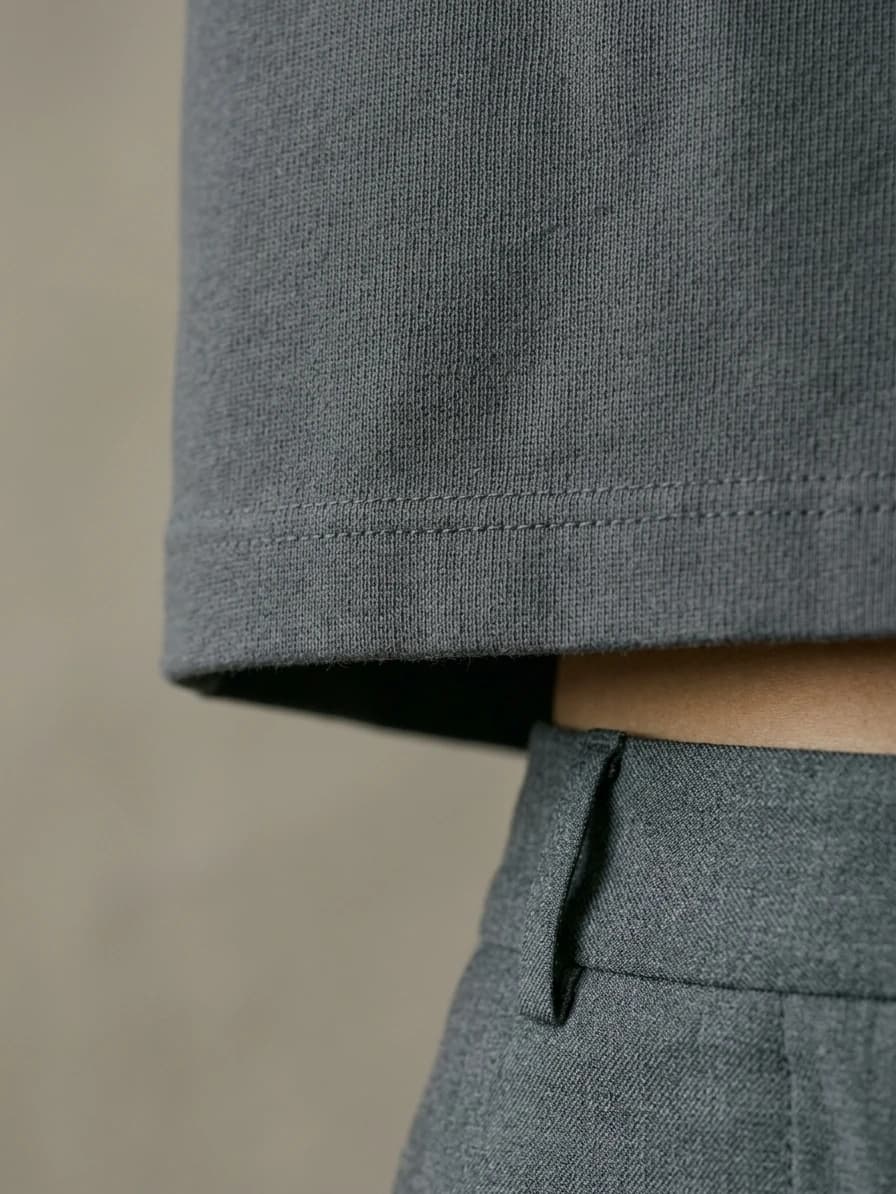P02 Cropped Boxy Tee - Neckline and Hem Architecture