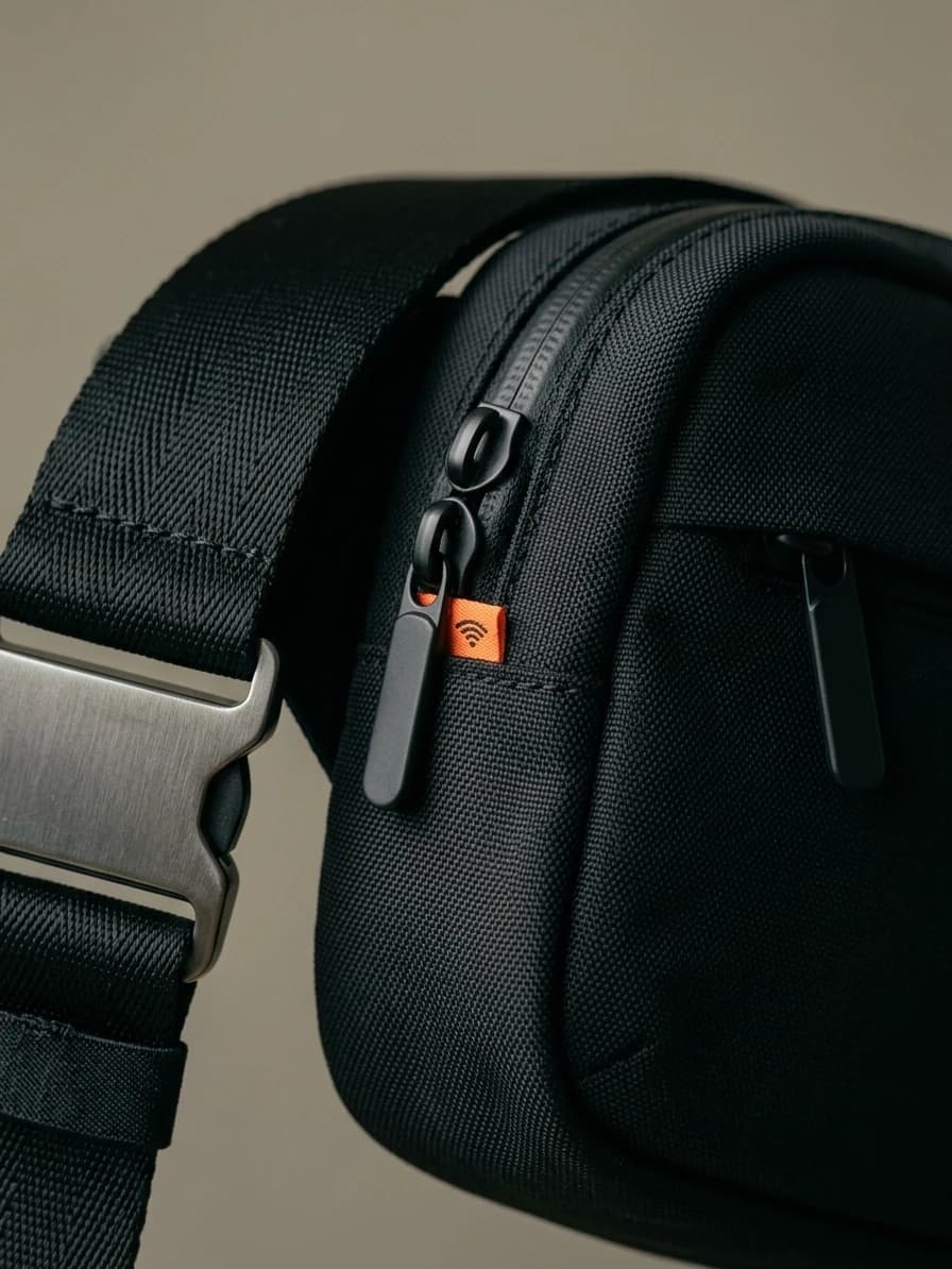 P12 Utility Crossbody - Hardware & Internal Orange Tab